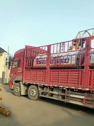 中鐵17局定購兩臺2噸燃油燃氣鍋爐準時發貨